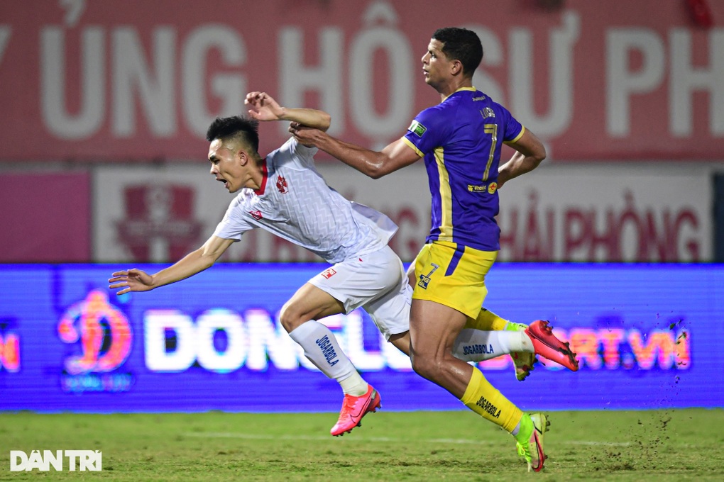 Hải Phòng thắng kịch tính CLB Hà Nội trên sân Lạch Tray - 9 Hải Phòng thắng kịch tính CLB Hà Nội trên sân Lạch Tray - 9