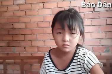 Cột trụ gia đình mổ 8 lần... Cả nhà sống nhờ cuốn sổ nghèo