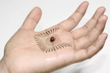 Các nhà khoa học chế tạo ra loại da điện tử có thể co giãn và cực kỳ nhạy cảm