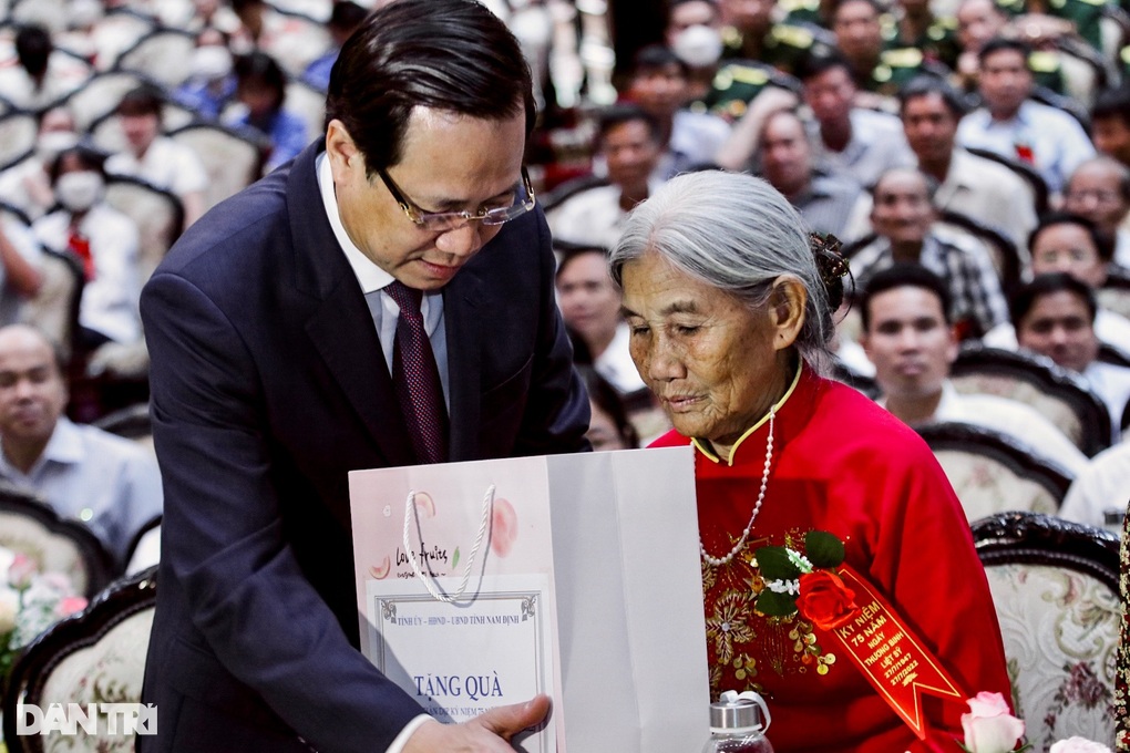 Cả nước còn khoảng 200 ngàn liệt sỹ chưa tìm thấy hài cốt - 2 Cả nước còn khoảng 200 ngàn liệt sỹ chưa tìm thấy hài cốt - 2
