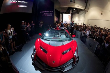 Lamborghini Veneno Roadster tái xuất với Monster Audio tại CES 2014