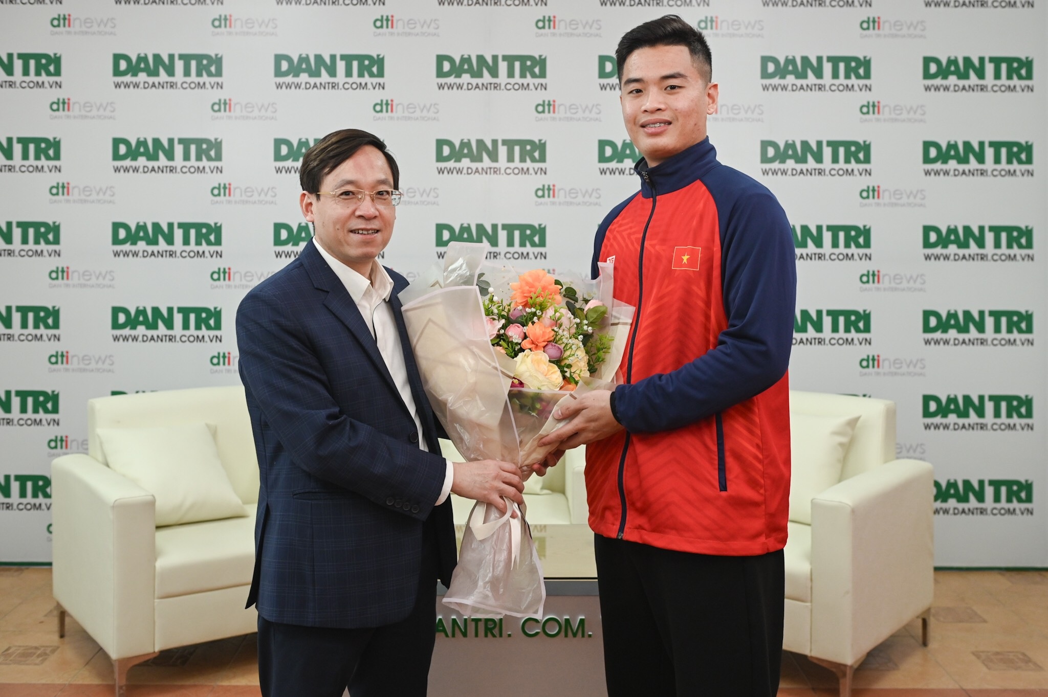 Phạm Quang Huy: Có bố mẹ nổi tiếng vừa là động lực, vừa tạo ra áp lực - 3 Phạm Quang Huy: Có bố mẹ nổi tiếng vừa là động lực, vừa tạo ra áp lực - 3