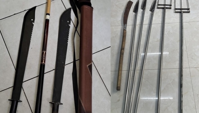Số hung khí thu giữ trong vụ việc.