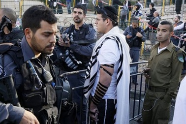 Israel: Tấn công tại giáo đường Do Thái, 4 người chết