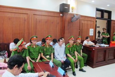 Hoãn xét xử phúc thẩm công an dùng nhục hình ở Phú Yên