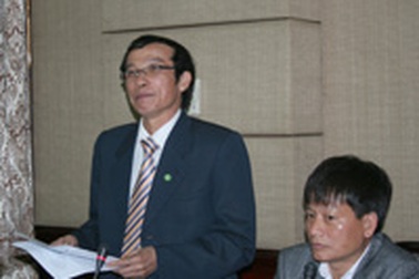 “Thầy Khoa hay hiệu trưởng sai đều xem xét xử lí”