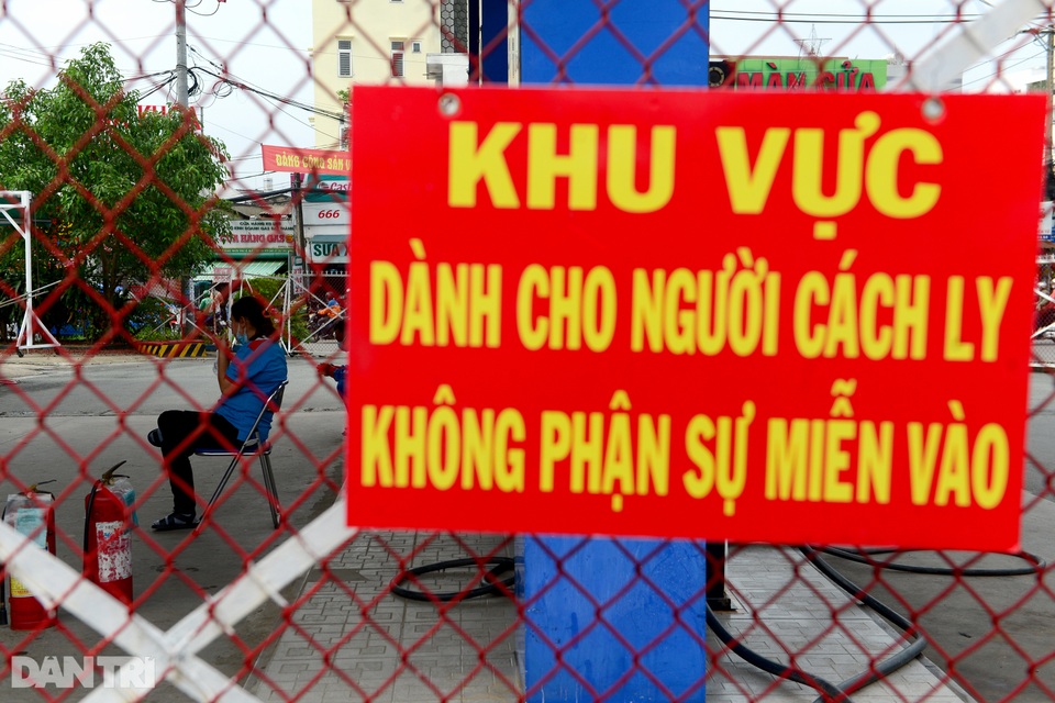 Người bán vé số ở TP Thủ Đức nghi liên quan chuỗi lây nhiễm ở Gò Vấp - 2 Người bán vé số ở TP Thủ Đức nghi liên quan chuỗi lây nhiễm ở Gò Vấp - 2