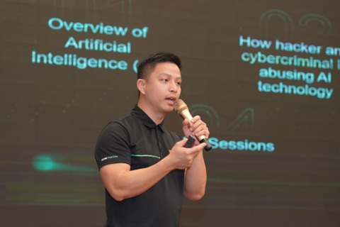 Hiếu PC chia sẻ cách dùng mạng xã hội an toàn, tránh bị thu thập dữ liệu