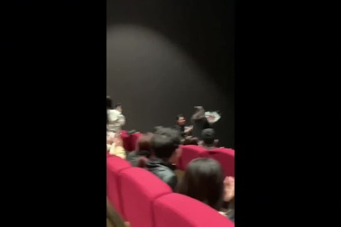 Màn cầu hôn hút gần 1 triệu view sau suất chiếu Đào, Phở Và Piano tại Hà Nộ