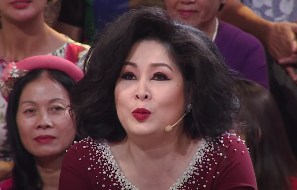 Tự Long có thú chơi hoa Tết, Thành Trung khóc nghẹn nhớ bữa cơm tất niên - 2 Tự Long có thú chơi hoa Tết, Thành Trung khóc nghẹn nhớ bữa cơm tất niên - 2