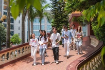 Sinh viên đi thực tế khắp nơi, lại đào tạo toàn ngành "hot", trường đại học này đang được lòng giới trẻ