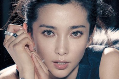 Ấn tượng với vẻ kiêu sa của Lý Băng Băng