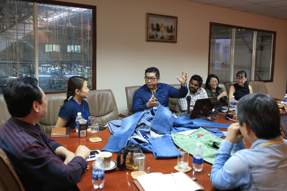 Doanh nghiệp Việt chi mạnh, trao bảo kiếm đón nhân tài về nước - 2 Doanh nghiệp Việt chi mạnh, trao bảo kiếm đón nhân tài về nước - 2