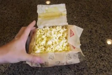 Mẹo làm bỏng ngô tại nhà cực ngon mà đơn giản