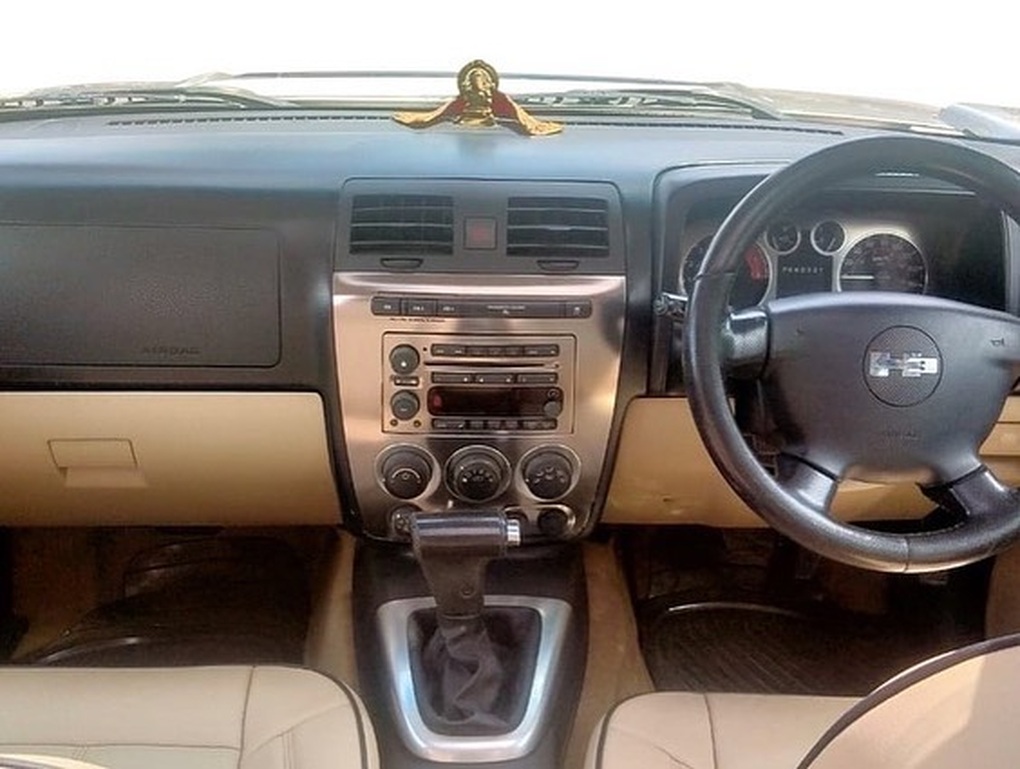 Từng là xe của nhà giàu, Hummer H3 nay được rao bán rẻ hơn Fortuner - 3 Từng là xe của nhà giàu, Hummer H3 nay được rao bán rẻ hơn Fortuner - 3