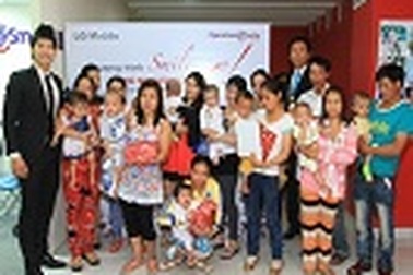 Chia sẻ nụ cười để tạo thêm những nụ cười