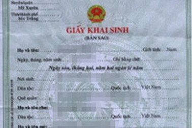 Tổng giám đốc cỡ bự  bị “tố” quan hệ bất chính với nhân viên