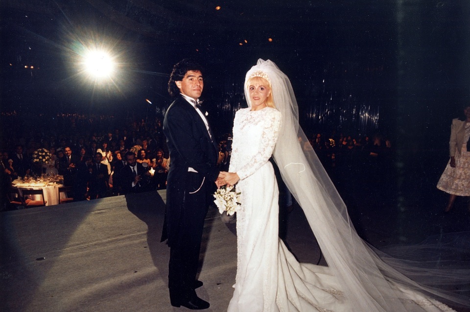 Những góc khuất về gia đình của Diego Maradona - 2 Những góc khuất về gia đình của Diego Maradona - 2