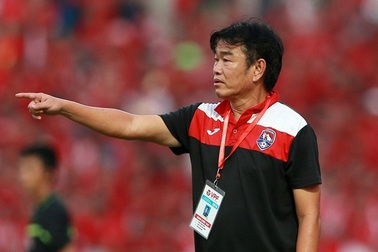 HLV Phan Thanh Hùng chính thức chia tay CLB Than Quảng Ninh