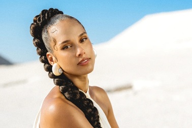 "Hoạ mi nước Mỹ" Alicia Keys sẽ đến Việt Nam trình diễn tại VinFuture 2025
