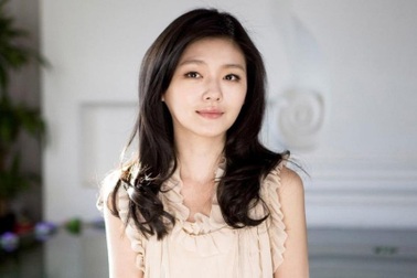 Hai con của Từ Hy Viên vắng mặt trong tang lễ của mẹ