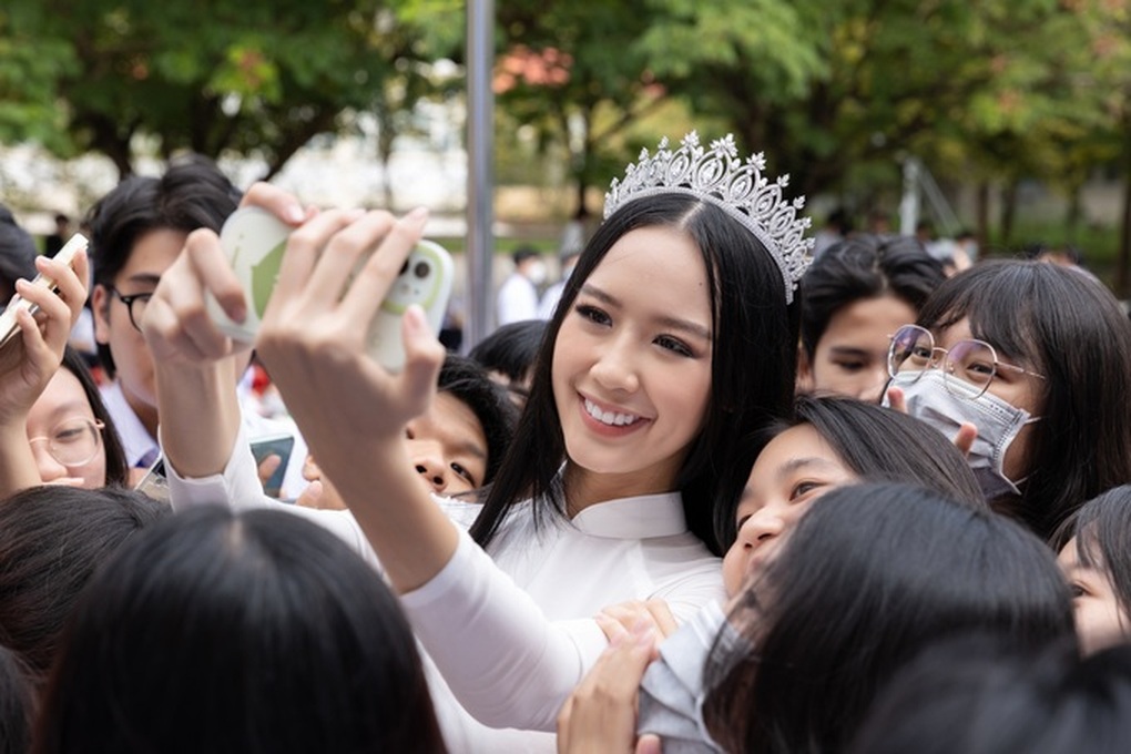 Hoa hậu Bảo Ngọc giành học bổng của Đại học New South Wales - 2 Hoa hậu Bảo Ngọc giành học bổng của Đại học New South Wales - 2