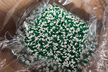 Dư luận Trung Quốc nổi giận vì vỏ nang thuốc chứa độc