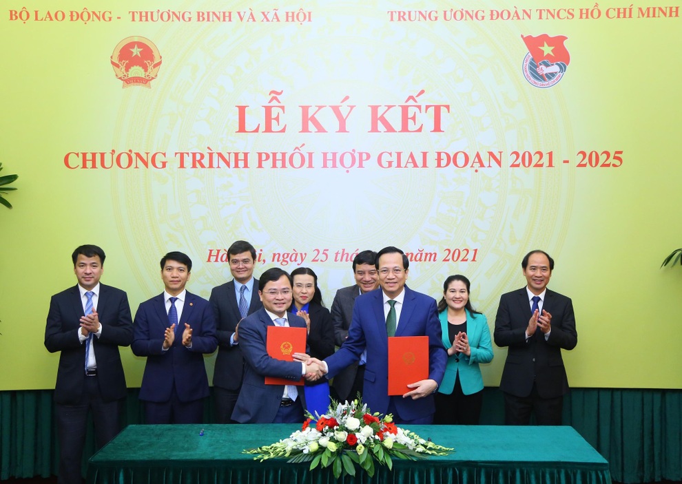 Bộ trưởng Đào Ngọc Dung: Nói là làm, hành động theo trái tim của mình - 2 Bộ trưởng Đào Ngọc Dung: Nói là làm, hành động theo trái tim của mình - 2