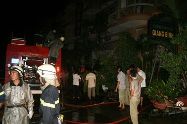 Khách sạn phát hỏa, 3 người chết và bị thương 