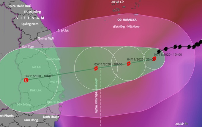 Bão số 10 tiến gần đất liền, từ đêm 4/11 các tỉnh miền Trung có mưa rất to - Ảnh 1.