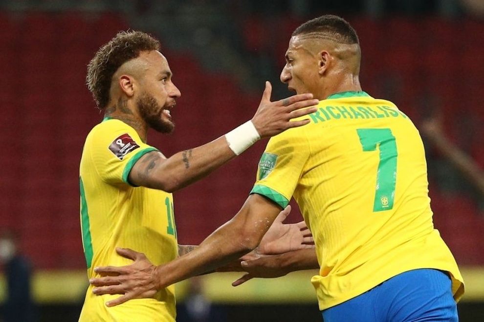 Neymar ghi bàn giúp Brazil đánh bại Ecuador ở vòng loại World Cup - 3 Neymar ghi bàn giúp Brazil đánh bại Ecuador ở vòng loại World Cup - 3