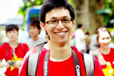 “Săn” vé xuất ngoại miễn phí