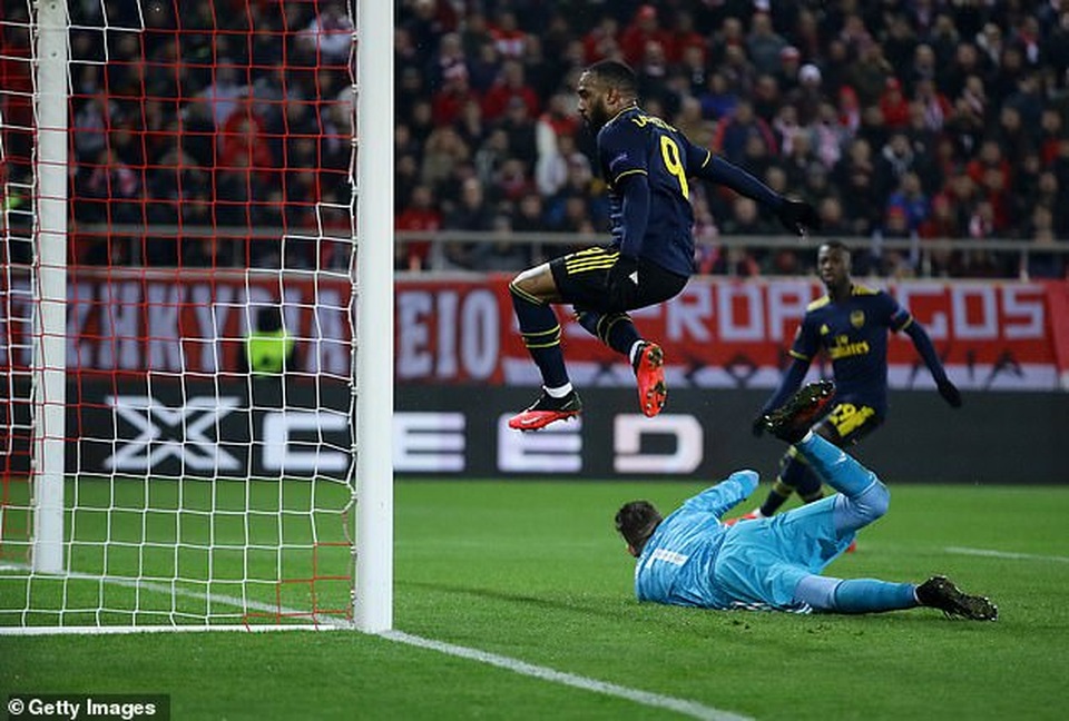 Man Utd bị cầm chân, Arsenal thắng nhọc ở Europa League - 2 Man Utd bị cầm chân, Arsenal thắng nhọc ở Europa League - 2