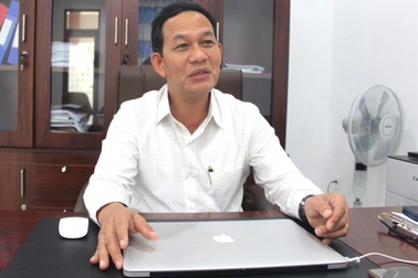 Trưởng ban dân tộc và chủ tịch thị xã nghỉ hưu trước tuổi