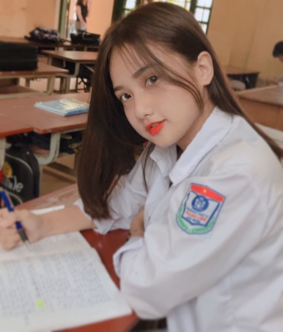 Đọ sắc dàn hot girl tháng 11 gây thương nhớ cộng đồng mạng - 14 Đọ sắc dàn hot girl tháng 11 gây thương nhớ cộng đồng mạng - 14