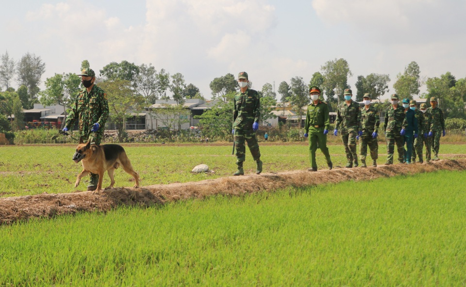Biên phòng An Giang ngăn chặn gần 400 người nhập cảnh trái phép - 1 Biên phòng An Giang ngăn chặn gần 400 người nhập cảnh trái phép - 1