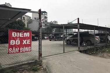 Chủ tịch Hà Nội yêu cầu xử lý gần 10 bãi xe không phép ở Hà Đông