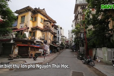 Nhà cổ Hà Nội phô bày vẻ đẹp trong thời điểm giãn cách xã hội
