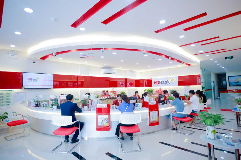 HDBank công bố báo cáo tài chính năm 2023 với lợi nhuận 13.017 tỷ đồng, ROE 24,2% - 1 HDBank công bố báo cáo tài chính năm 2023 với lợi nhuận 13.017 tỷ đồng, ROE 24,2% - 1