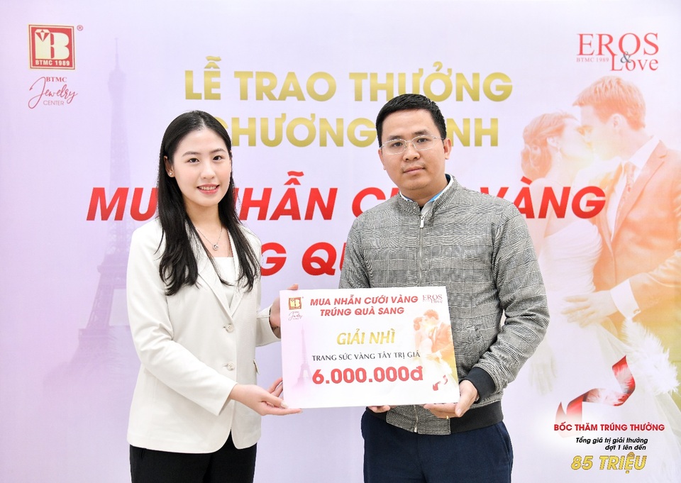 Bảo Tín Minh Châu trao thưởng mùa cưới đợt 1 tổng trị giá 85 triệu đồng - 4 Bảo Tín Minh Châu trao thưởng mùa cưới đợt 1 tổng trị giá 85 triệu đồng - 4