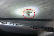 Mảnh đạn găm vào nhà dân sau tiếng nổ lớn, 3 đối tượng nhập viện