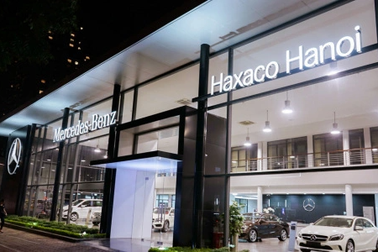 Loạt sếp Haxaco, "trùm" phân phối Mercedes tại Việt Nam, ồ ạt gom cổ phiếu