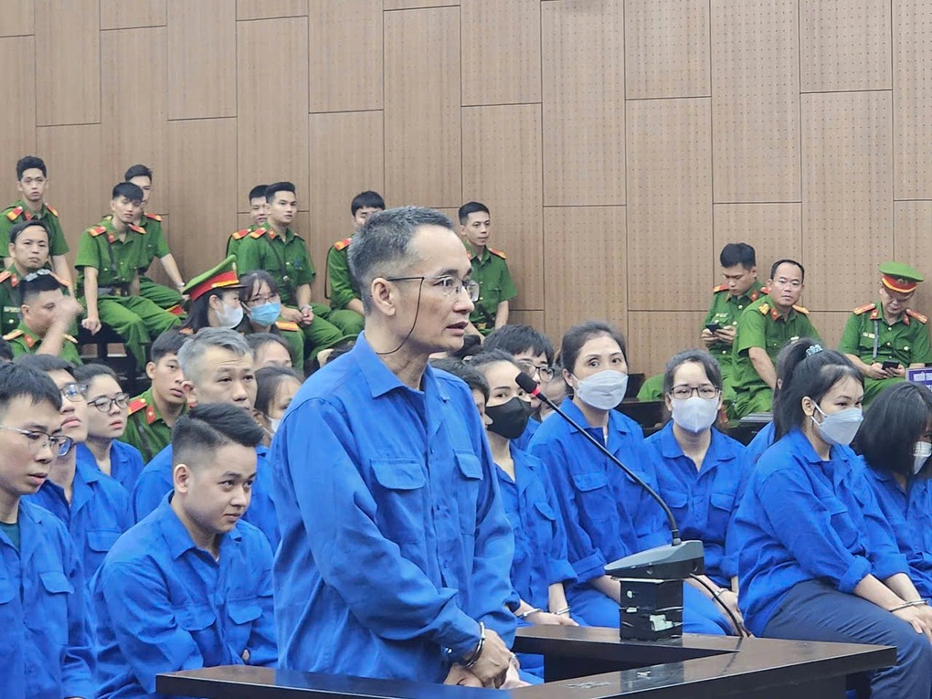 Trùm tập đoàn mua bán nợ không biết nhân viên hành xử kiểu giang hồ - 1 Trùm tập đoàn mua bán nợ không biết nhân viên hành xử kiểu giang hồ - 1