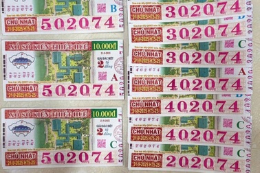 Đi thăm Thành cổ sau khi xem "Mưa đỏ", người đàn ông trúng số hơn 6 tỷ đồng