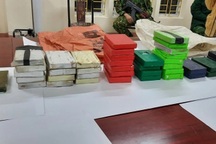 Bắt 3 đối tượng góp tiền mua 40 bánh heroin