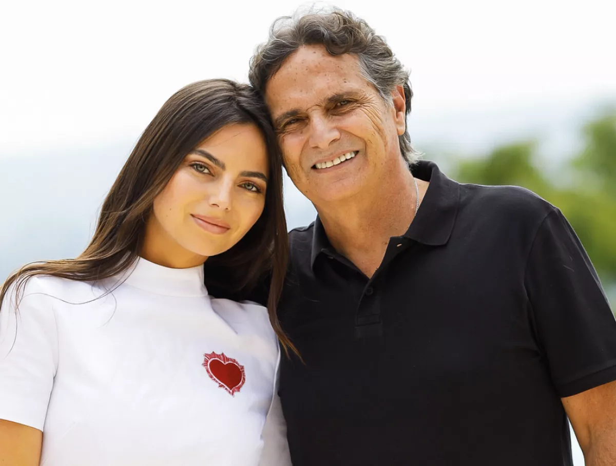 ប្រពន្ធនិងស្រីស្អាតៗរបស់អ្នកប្រណាំង F1 - ៥ Dàn vợ, bạn gái xinh đẹp và nóng bỏng của các tay đua F1 - 5