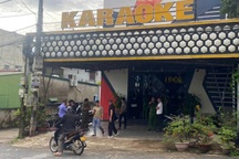 3 người thương vong trong quán karaoke, cơ thể đầy vết máu