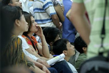 VN-Index lùi xa hơn mốc 1.000 điểm