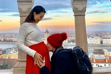 Á hậu Hoàng Oanh tiết lộ lý do bí mật chuyện đang mang bầu với chồng Tây