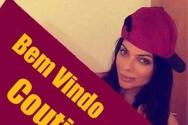 Vừa đến Barca, Coutinho đã được mỹ nhân “siêu vòng ba” mời gọi